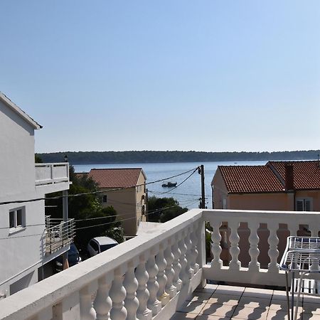 Apartament Banjol Exterior foto