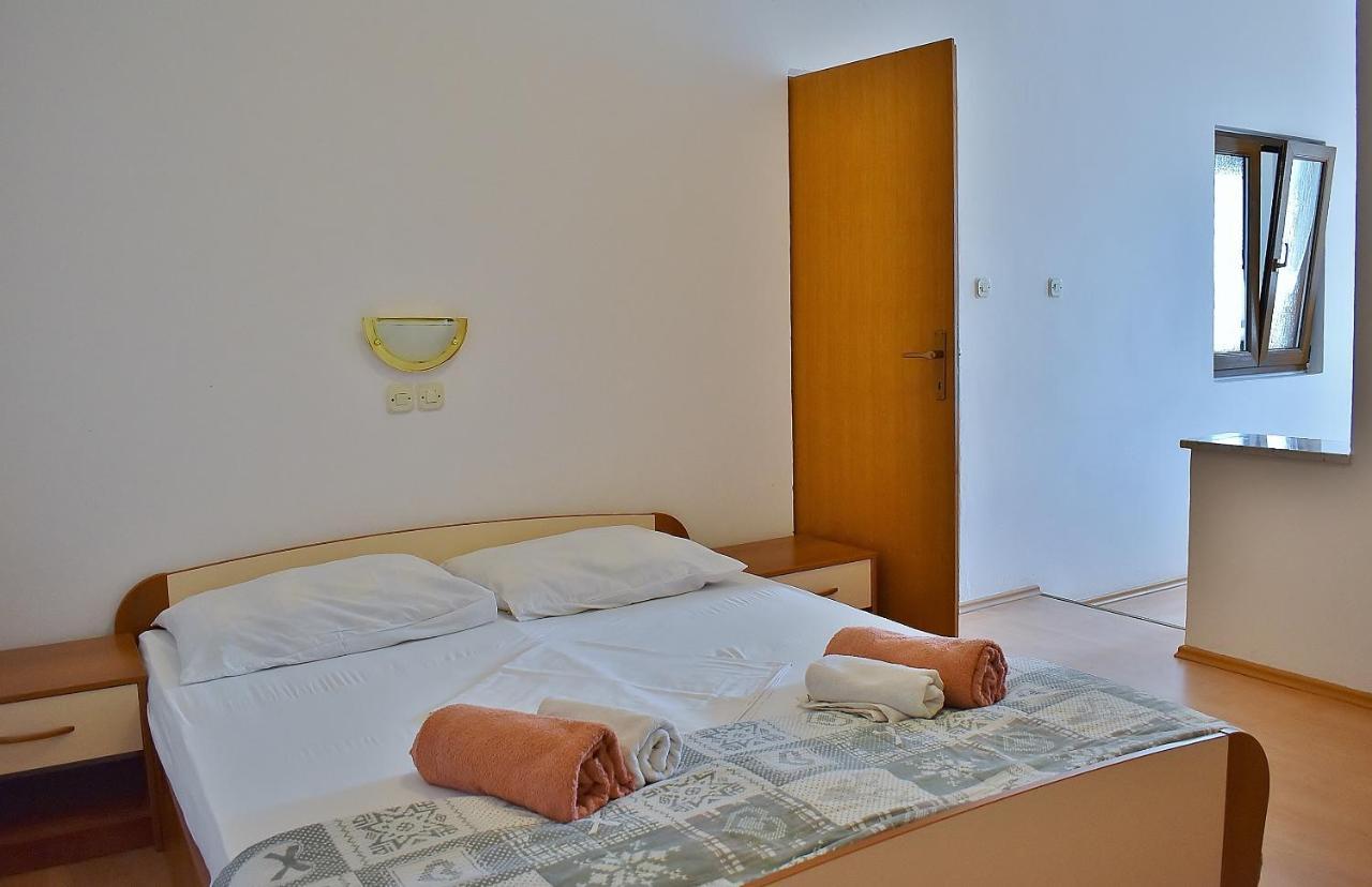 Apartament Banjol Exterior foto